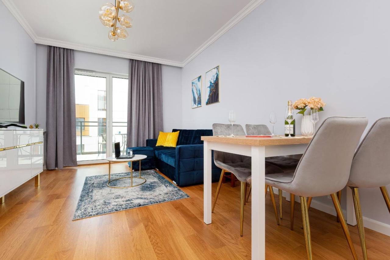 Apartament Dom Przy Okrzei By Renters Prestige Warsaw Exterior photo