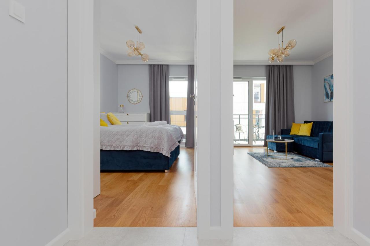 Apartament Dom Przy Okrzei By Renters Prestige Warsaw Exterior photo