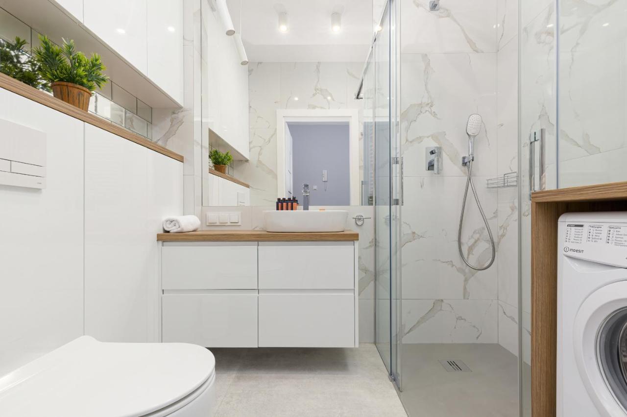 Apartament Dom Przy Okrzei By Renters Prestige Warsaw Exterior photo